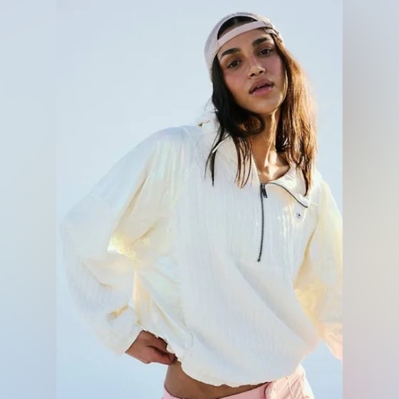 Free People‎ Movement Sweetest Pullover Cream Iridescent Hooded Half Zip Small
